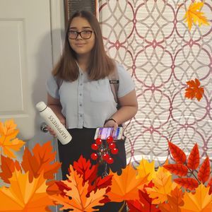 Meet your Posher, Annie